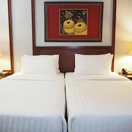 Centre Point Sukhumvit Thong-Lo Hotel Банкок Екстериор снимка
