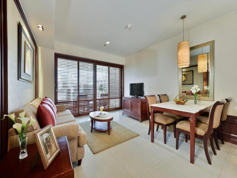 Centre Point Sukhumvit Thong-Lo Hotel Банкок Стая снимка