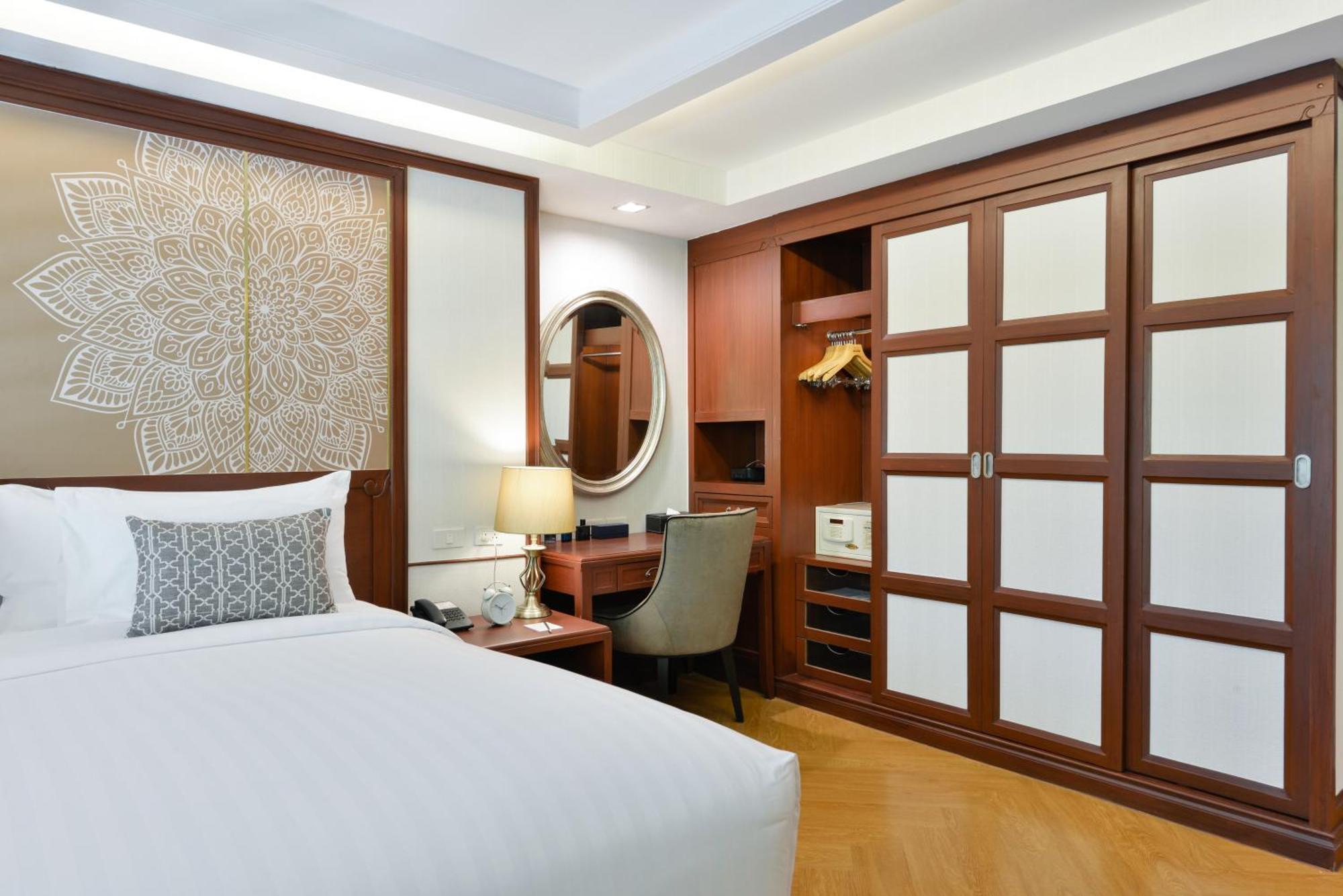 Centre Point Sukhumvit Thong-Lo Hotel Банкок Екстериор снимка